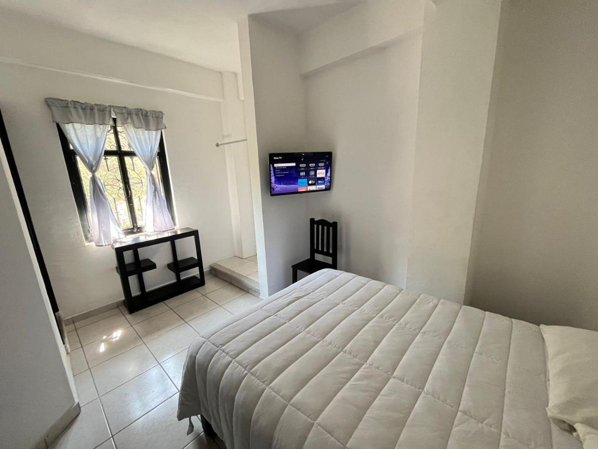 Hotel Boutique Arbol De La Vida 塔斯科·德·阿拉尔孔 外观 照片