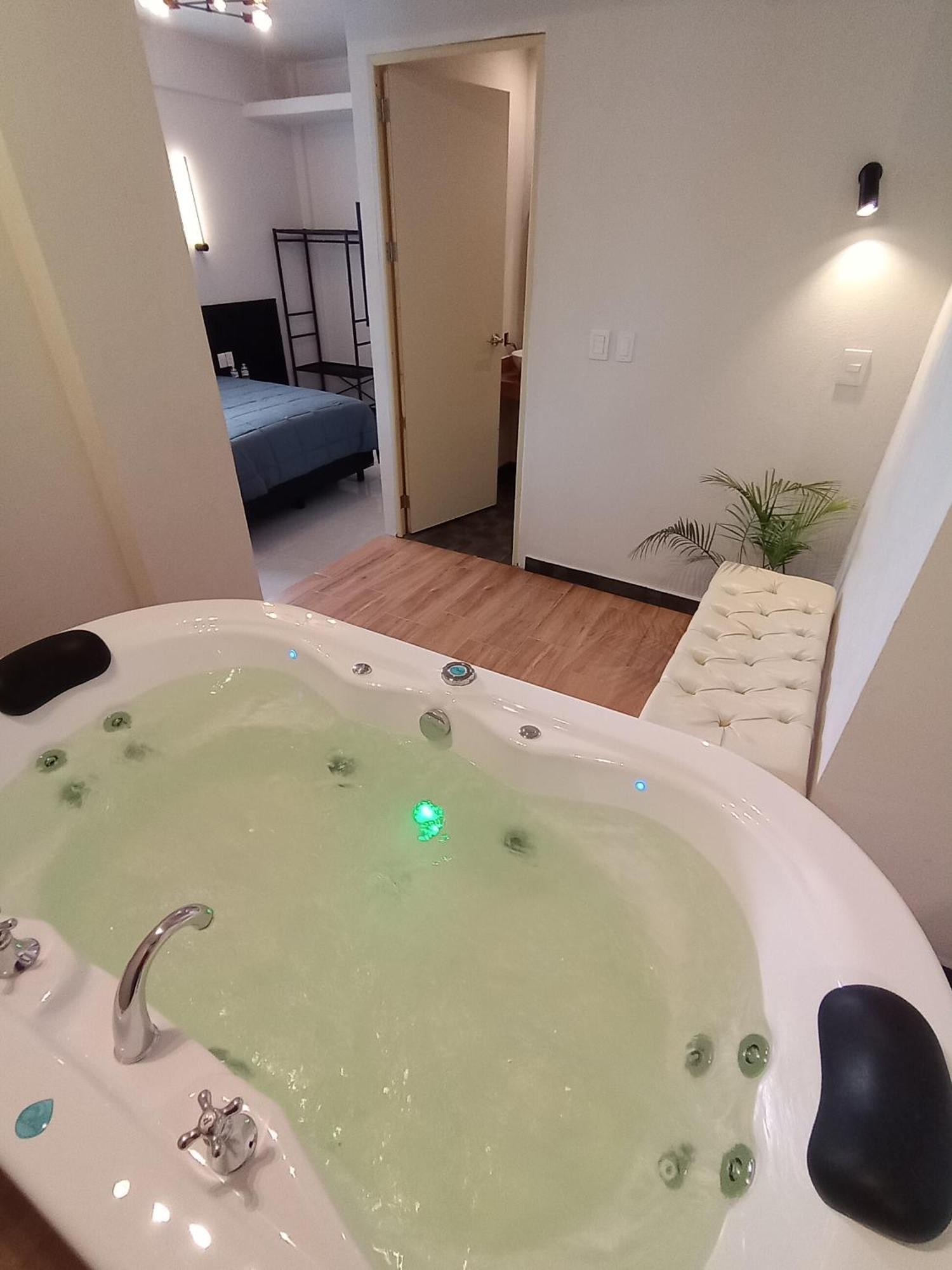 Hotel Boutique Arbol De La Vida 塔斯科·德·阿拉尔孔 外观 照片